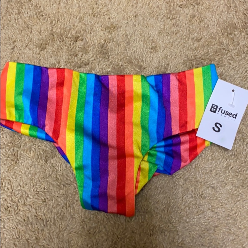 Fused Hawaii Kona Bottoms